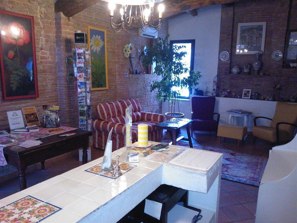 Hotel Porta Romana Di Luce Hotels Siena Bagian luar foto