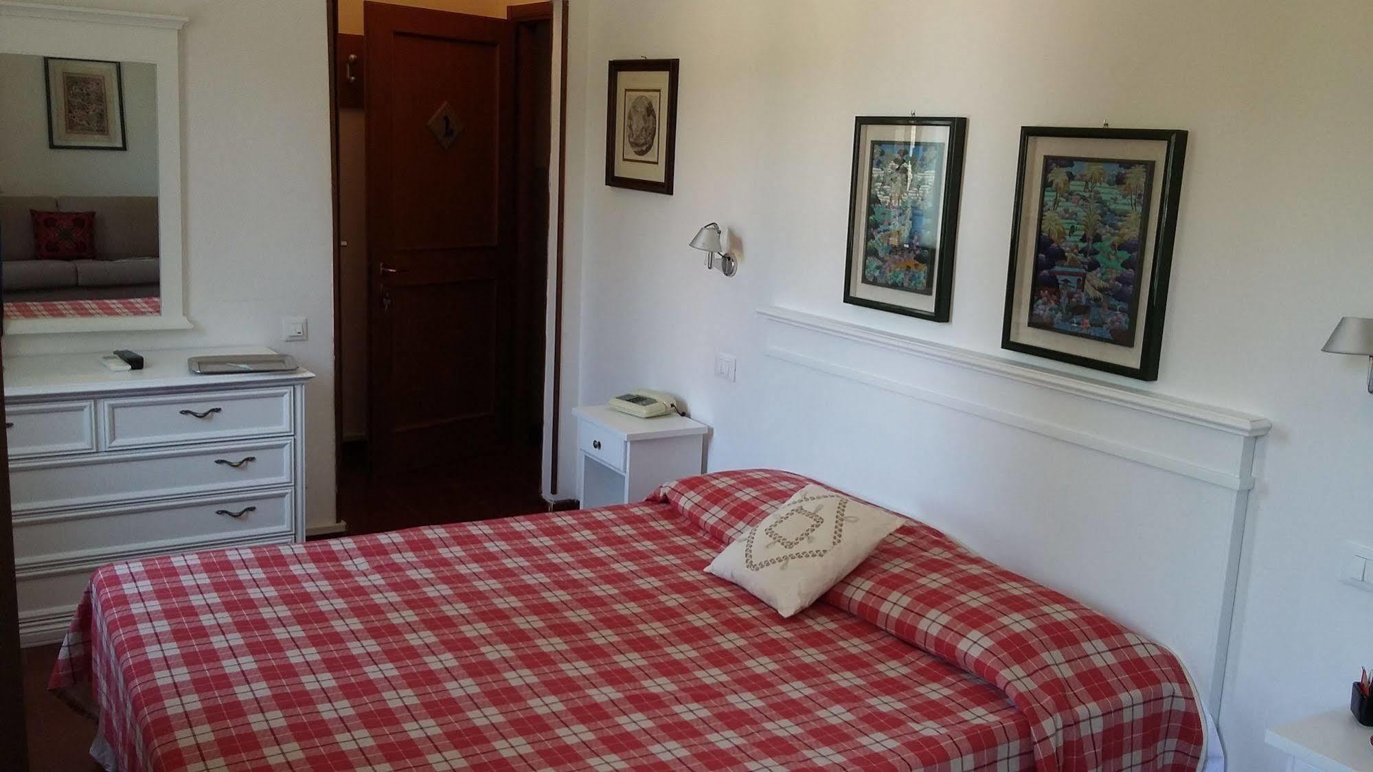 Hotel Porta Romana Di Luce Hotels Siena Bagian luar foto